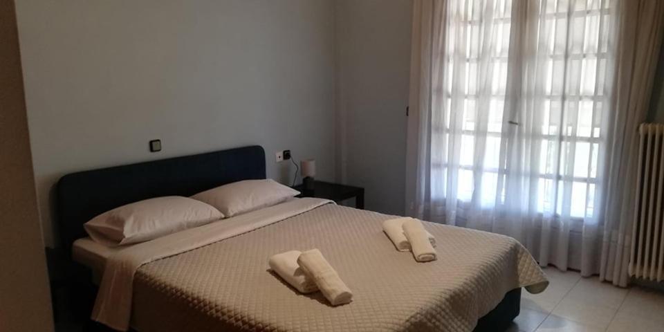 Spata Efi'S House Bagian luar foto