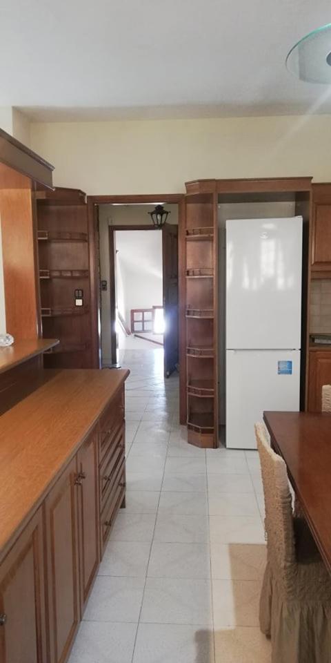 Spata Efi'S House Bagian luar foto